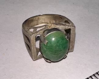 Green Stone Ring $10.00
