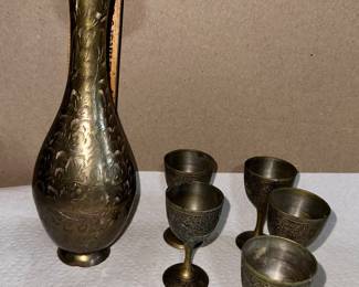 Vase and 5 Cordials $18.00