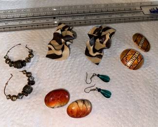 Costume Jewelry #35 $6.00