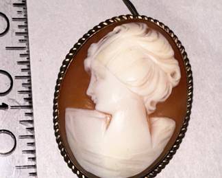 Cameo Marked 800 Italy $25.00