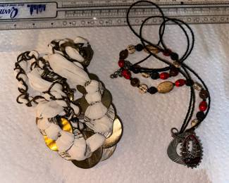 2 Necklaces $5.00