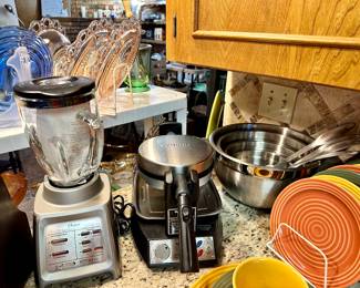 Like New Waring Waffle Maker