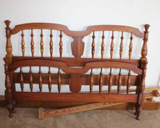 Cherry Full Size Bed