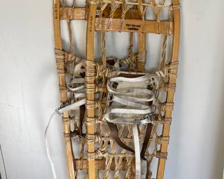 Vermont Tubbs snowshoes