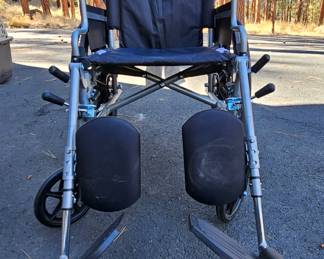 Medline wheelchair - in great condition