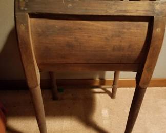 Country pine butter churn