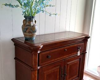 A BUFFET OR ENTRANCE PIECE