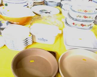 VINTAGE PYREX AND OTHER BAKEWARE