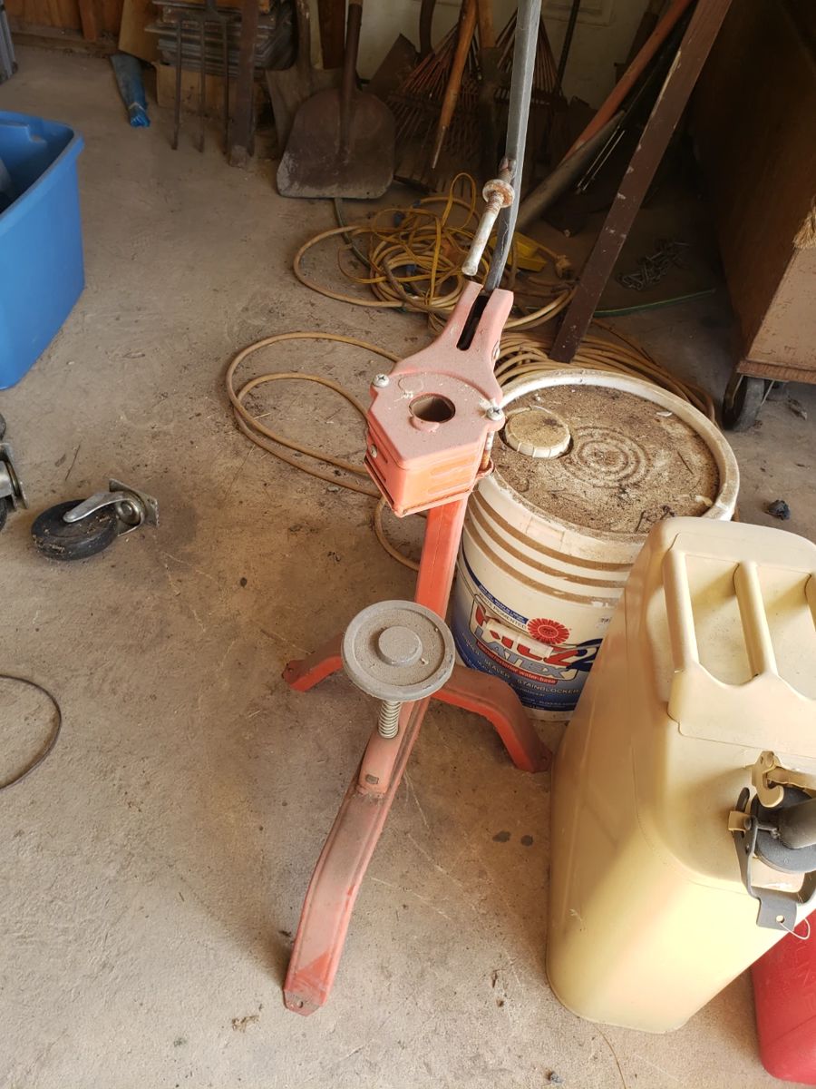 Pipe Creek! Hunting and Tools, Gun Safe, Freezers starts on 10/14/2023