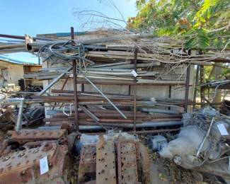 #1138 • Metal Rack with Steel Tubing
