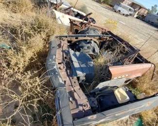 #6160 • 4 Front Bumper Clips
