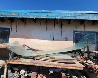 #1222 • Front windshield and rear window
