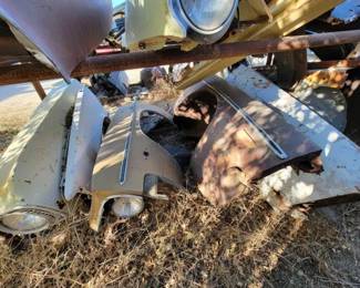 #1352 • (5) Quarter Panels
