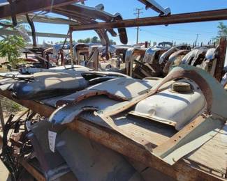 #1230 • Vintage Quarterpanels, Dash, & Corner Windows
