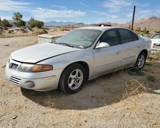#124 • 2001 Pontiac Bonneville
