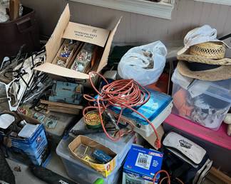 Garage treasure hunt