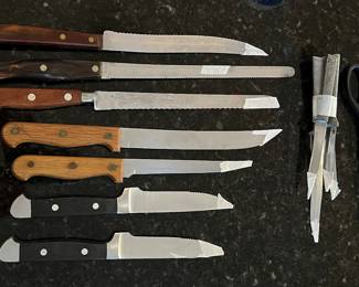 Knives and kitchen shears