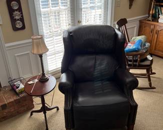 Great leather recliner! VERY comfortable!