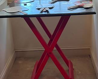 UGA tailgate folding table