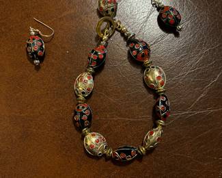 Earrings and bracelet set