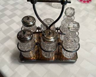 Rare 6-piece condiment tray
