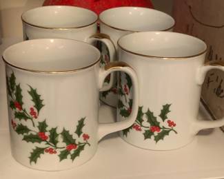 Holly Christmas mugs