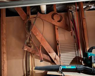 Gun rack - needs a little TLC