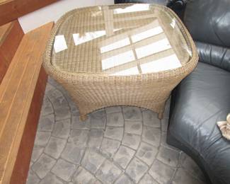 Wicker table