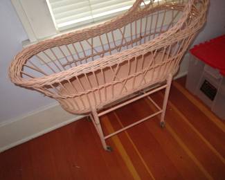 Vintage bassinet