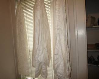 Vintage/antique linens