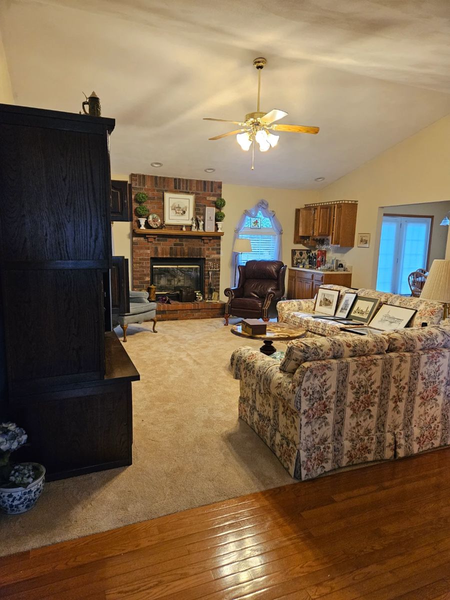 Quality Estate Sale by BUSY B's in Belleville, IL starts on 10/21/2023