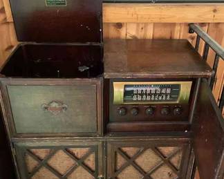 General Electric Console Phonograph And Radio
