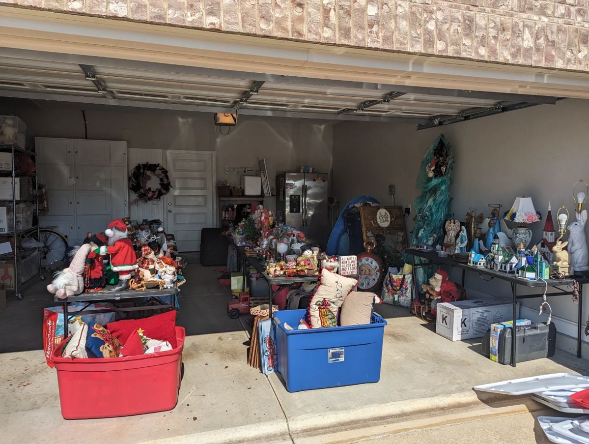 Holiday Extravaganza Sale! in Owens Cross Roads, AL starts on 10/19/2023