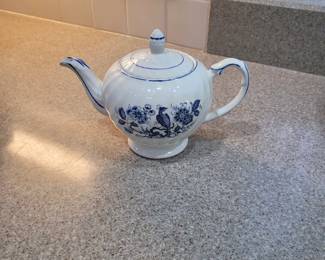 Vintage Ellgreave Woods & Sons Ironstone Bird Peacock Teapot Made in England
