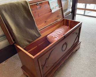CEDAR CHEST