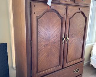 ARMOIRE