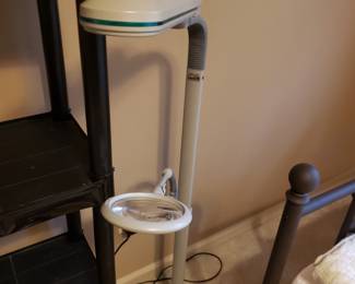 Nice magnifying lamp for stitchwork
