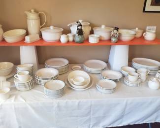Pfaltzgraff dishes.  Breaking up w setting of 8 and 4...several extra pieces priced separately 
