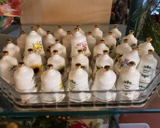  state  bells w state flowers