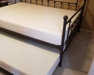 Full size Trundle bed w full size Trundle pull out mattress