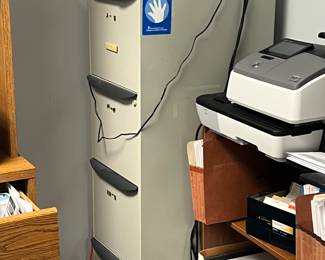 4 Drawer File Cabinet; 47" H x 15" W x 19" D