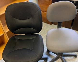 desk chairs on wheels
