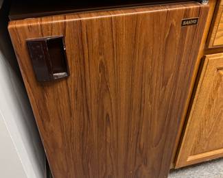 SANYO mini fridge