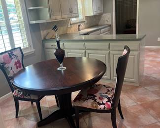 AMISH Craftsman -Gorgeous Breakfast Table w/ 2 Chairs (Very Sturdy)