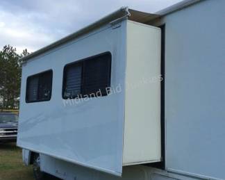 2006 Georgetown Forest River Motorhome with Slide-Out