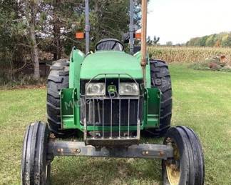 John Deere 5210 Diesel Tractor with Loader & Bucket