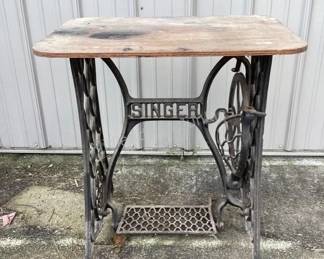 Singer Cast Iron Base