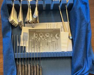 Oneida "Belcourt" Silverplate - service for 12