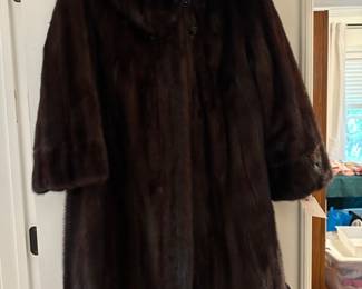 Full Length Fur, Emas Shyres Furrier