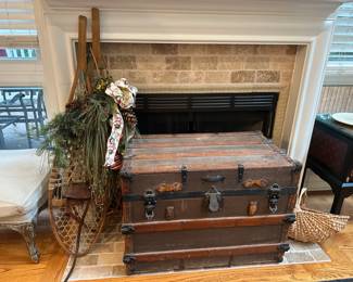 Flat Top Trunk with 2 trays